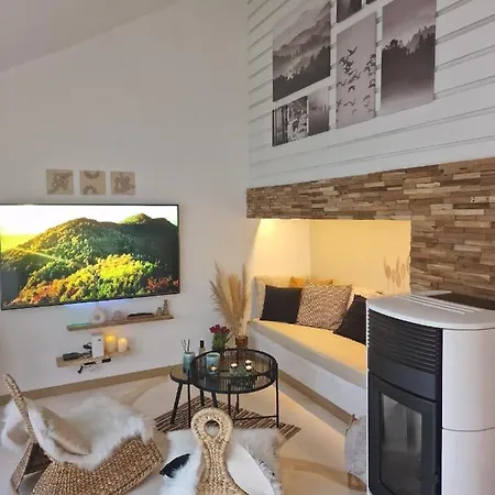 La Story Hastiere-par-dela